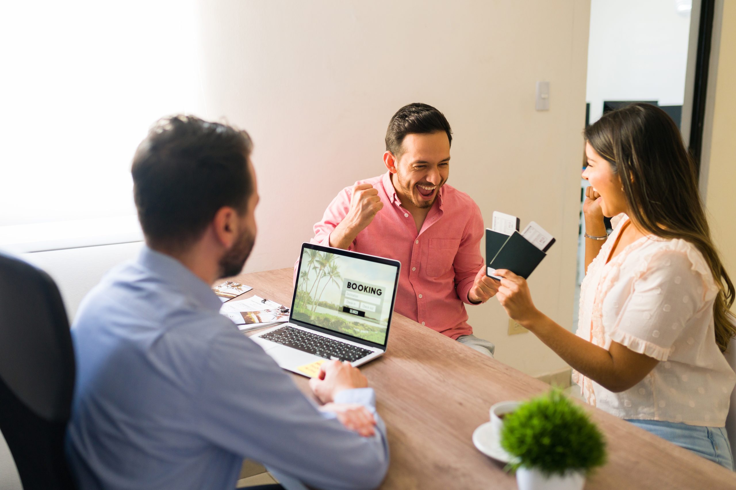 Grow your travel business with <span class='whitespace-nowrap'>DU GLOBAL</span>
